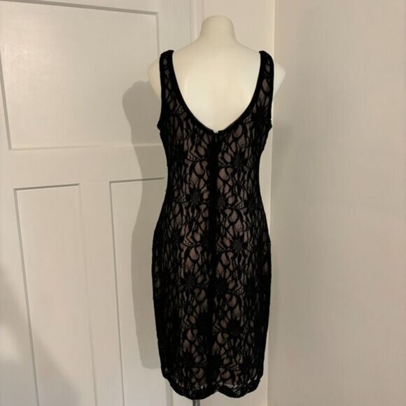 Lauren Ralph Lauren Dress Size 12 Lace Overlay Black Bodycon Cocktail Dress - Picture 2 of 8